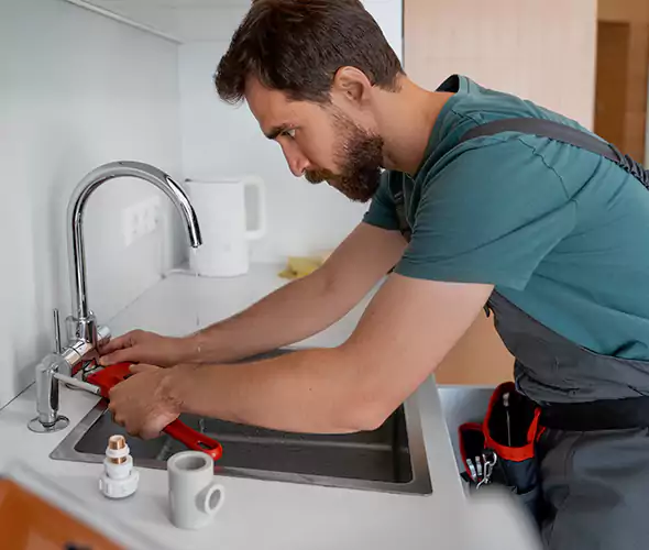 Professional Faucet Replacement Specialist in Pacifica, CA: Schedule Affordable Faucet Replacement Services with Us